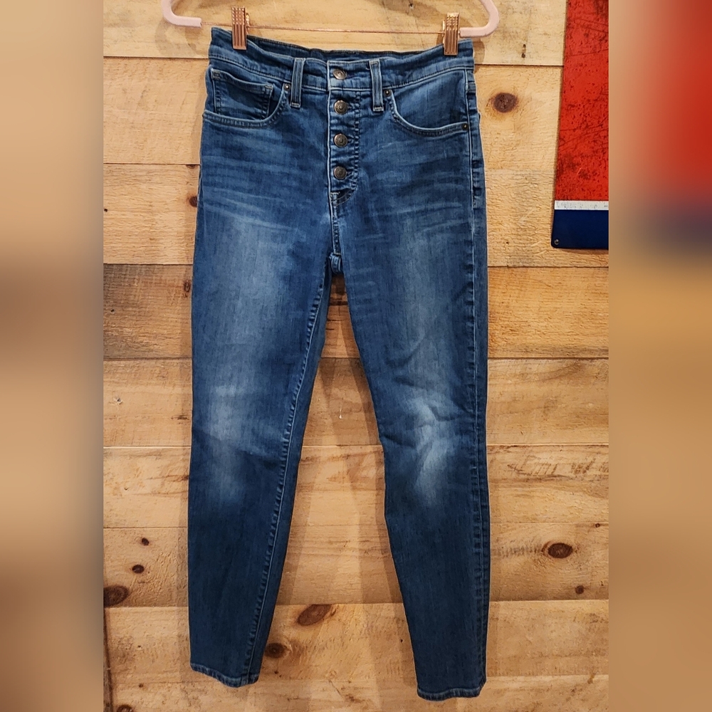 LuckyBrand 4/27 High-Rise Button-Fly Women's Jeans in Medium Blue